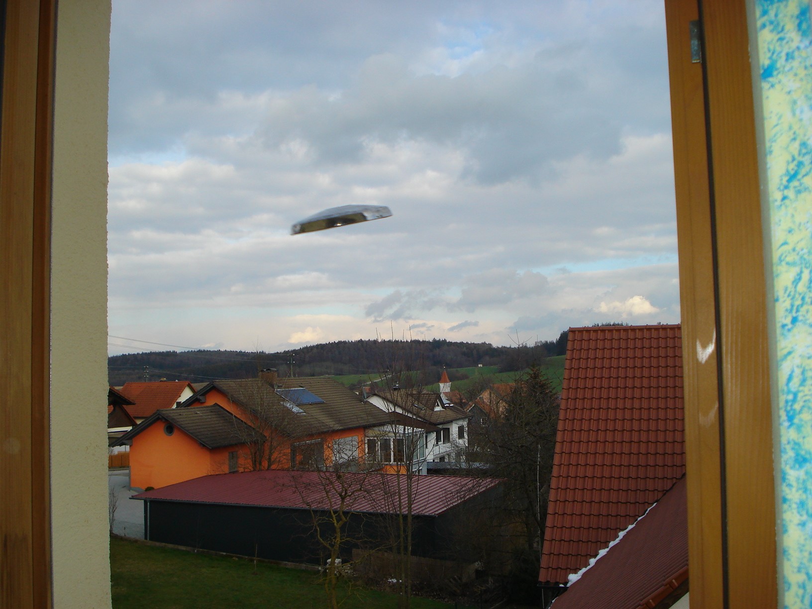 Ufo  über  Scherstetten  gesichtet…