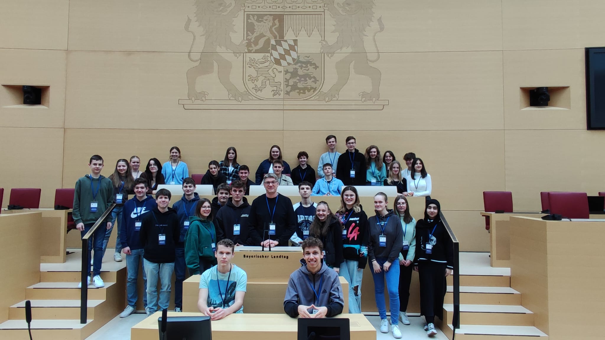 Besuch der Klassen 10c & 10f im Bayerischen Landtag (München)
