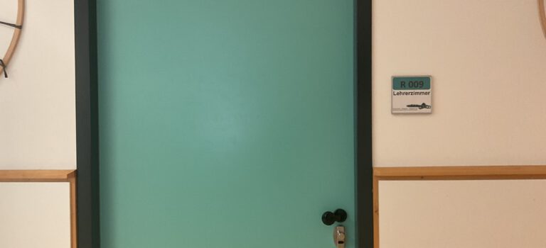 DAS LEHRERZIMMER