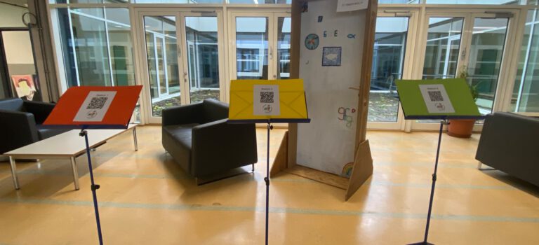 Das Heilige Jahr und die Tür in der Aula… Das Heilige Jahr und die Tür in der Aula…